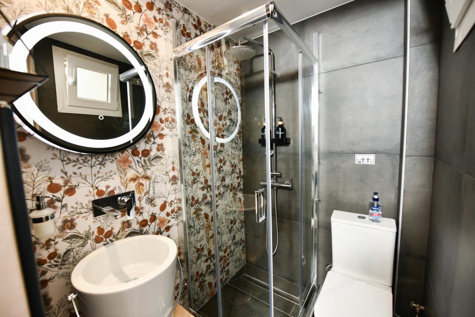 Comfy Dots Apartment ลาริซา ภายนอก รูปภาพ