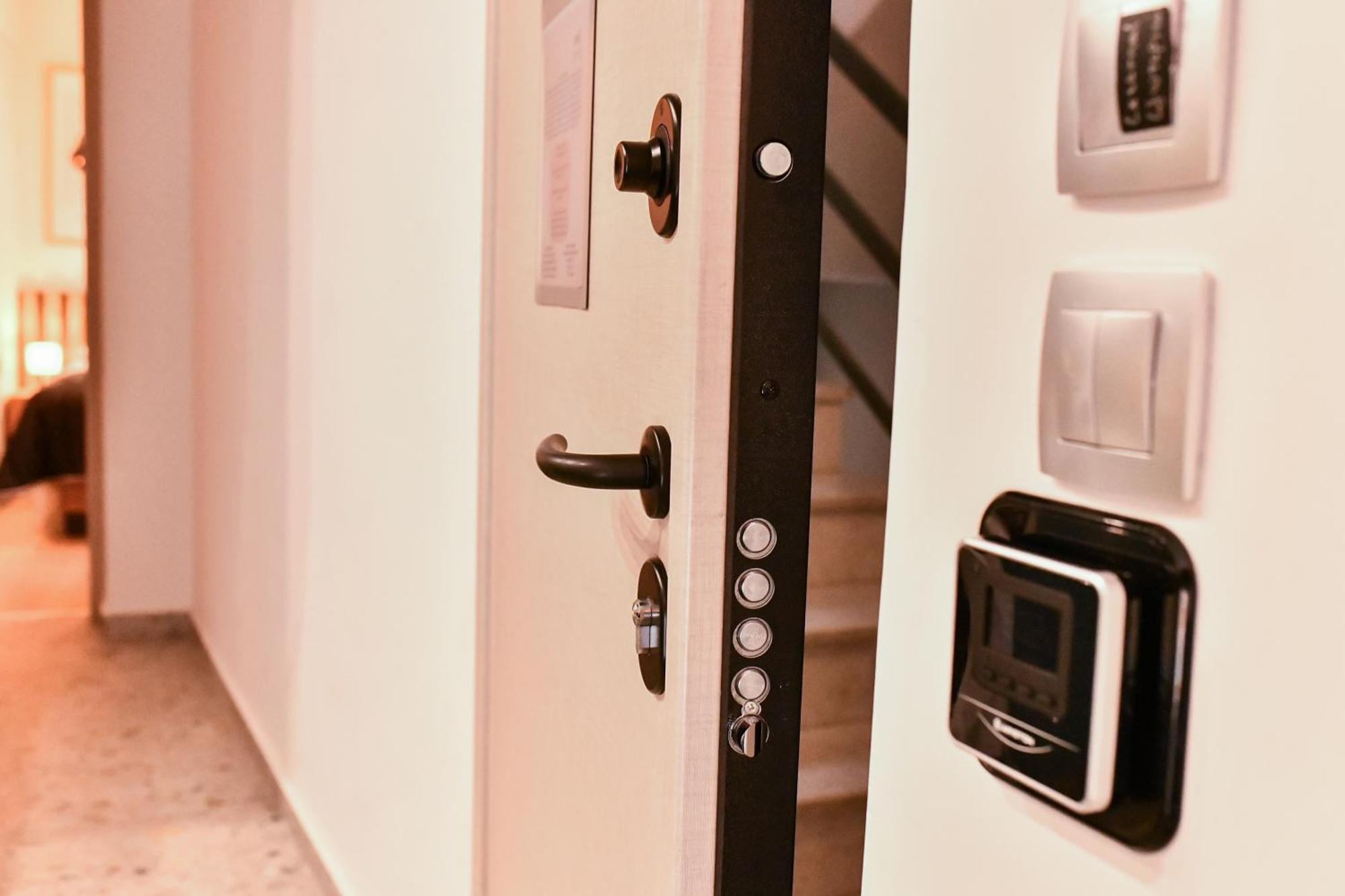 Comfy Dots Apartment ลาริซา ภายนอก รูปภาพ